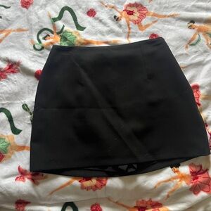 Abercrombie black mini skort